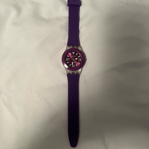 Purple Beya Watch - Picture 2 of 4